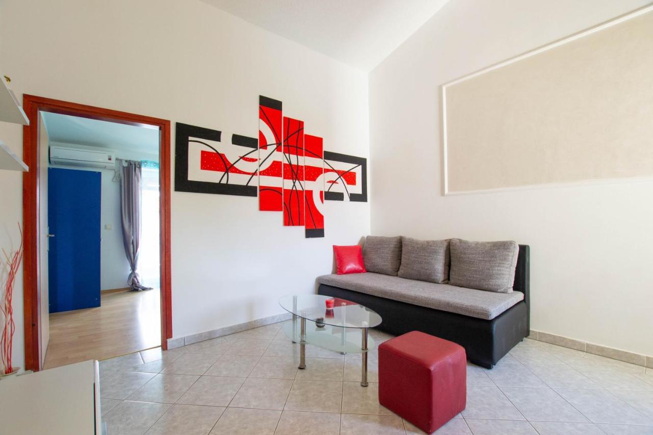 PUY Cozy Apartment With Breakfast On Request 1 מראה חיצוני תמונה