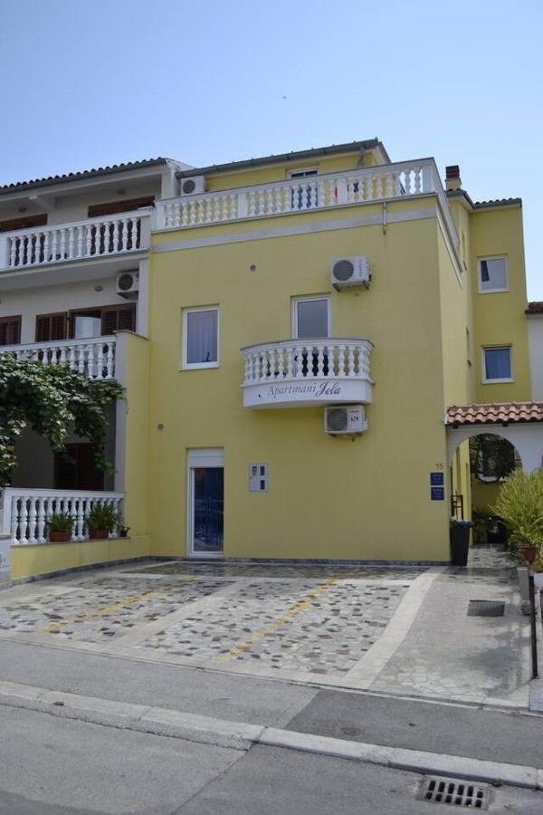 PUY Cozy Apartment With Breakfast On Request 1 מראה חיצוני תמונה