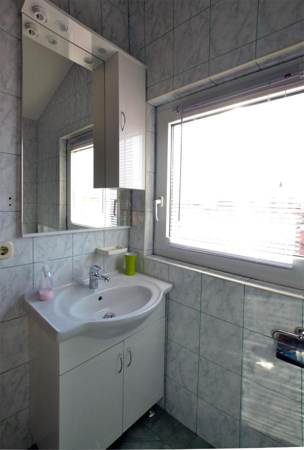 PUY Cozy Apartment With Breakfast On Request 1 מראה חיצוני תמונה