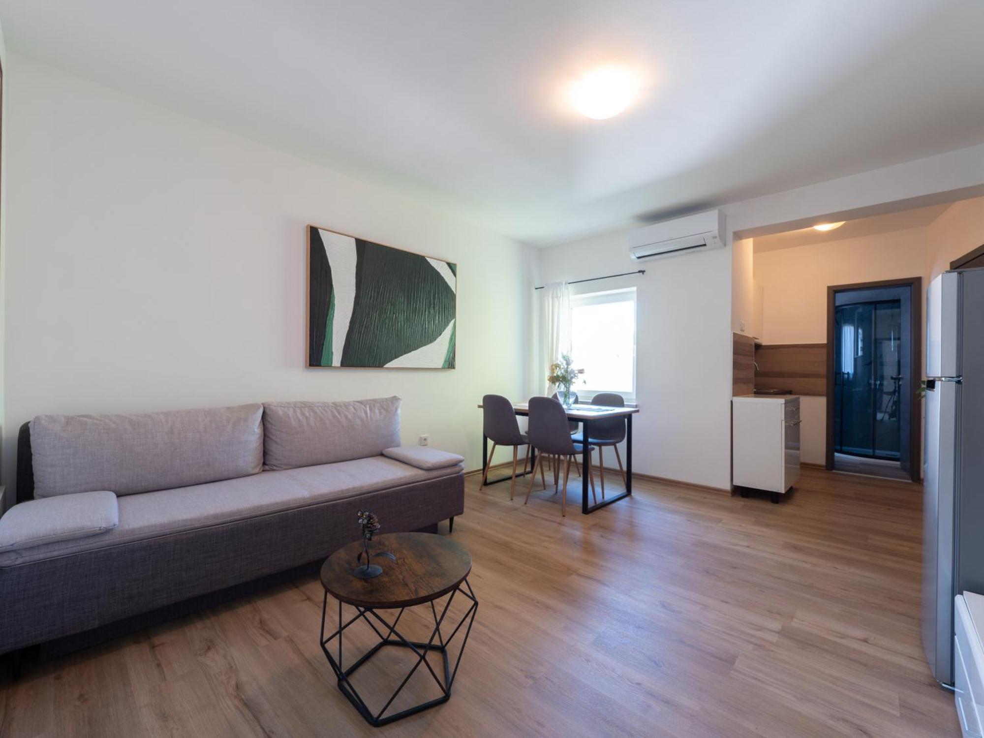PUY Cozy Apartment With Breakfast On Request 1 מראה חיצוני תמונה