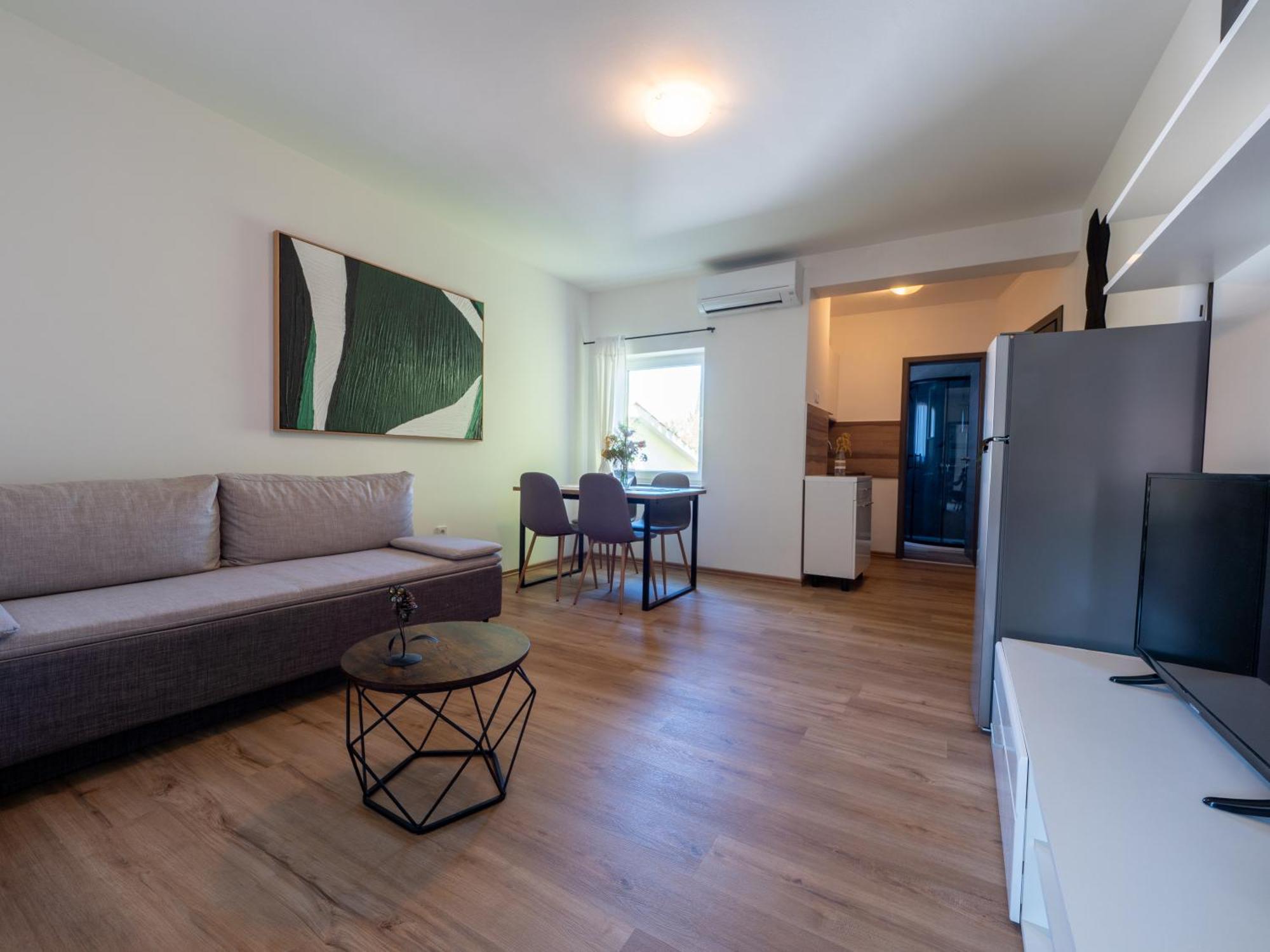 PUY Cozy Apartment With Breakfast On Request 1 מראה חיצוני תמונה