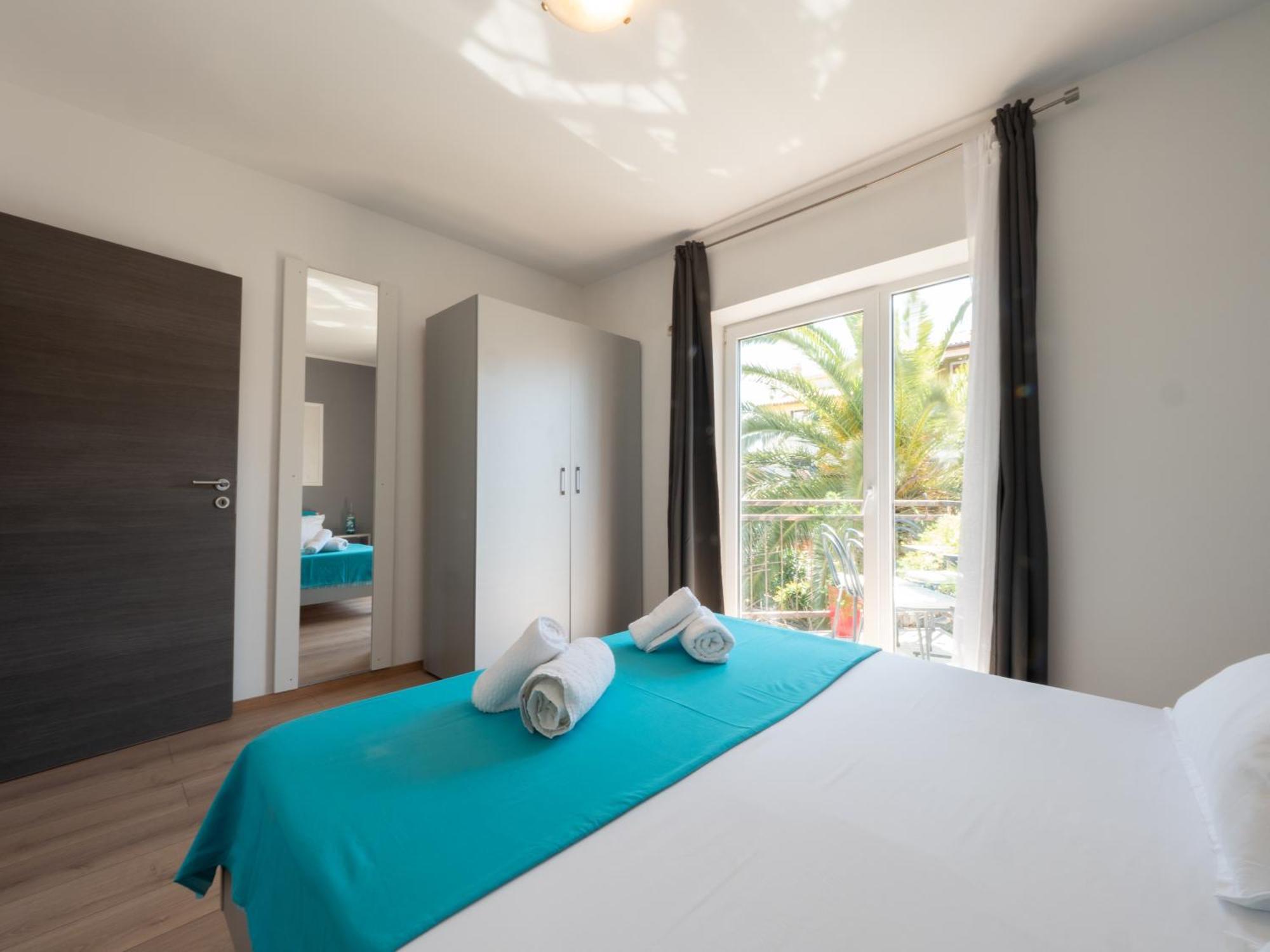 PUY Cozy Apartment With Breakfast On Request 1 מראה חיצוני תמונה