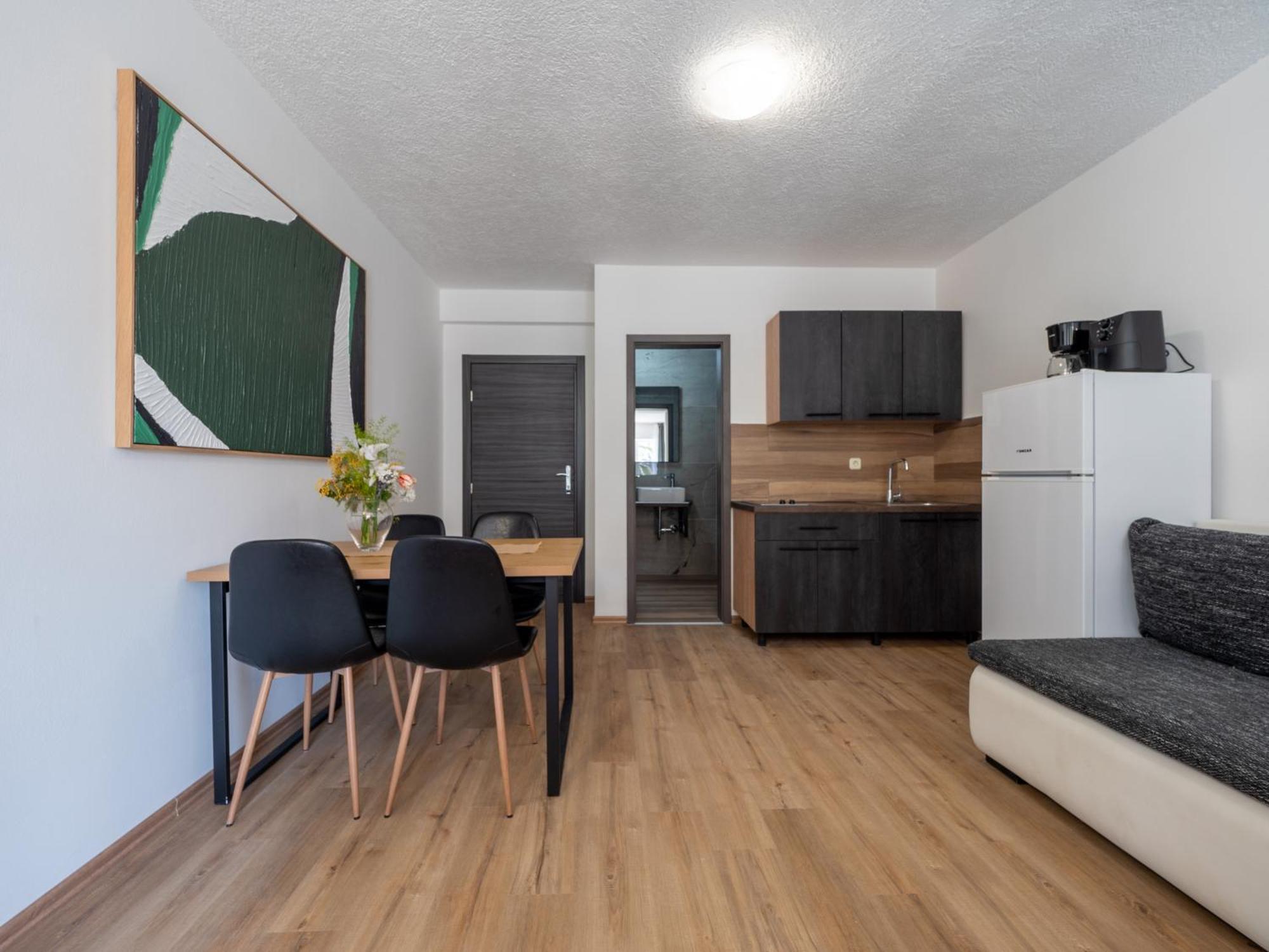 PUY Cozy Apartment With Breakfast On Request 1 מראה חיצוני תמונה